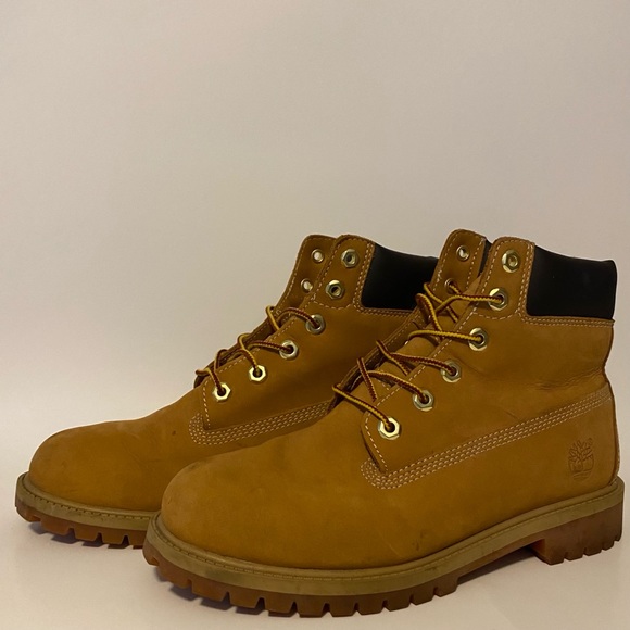 Timberland Boots - Picture 2 of 6